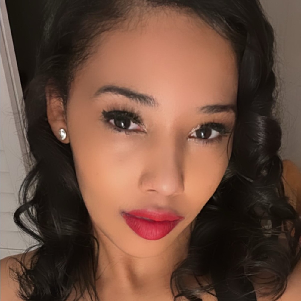 Meet your Posher, Spoiled Doll